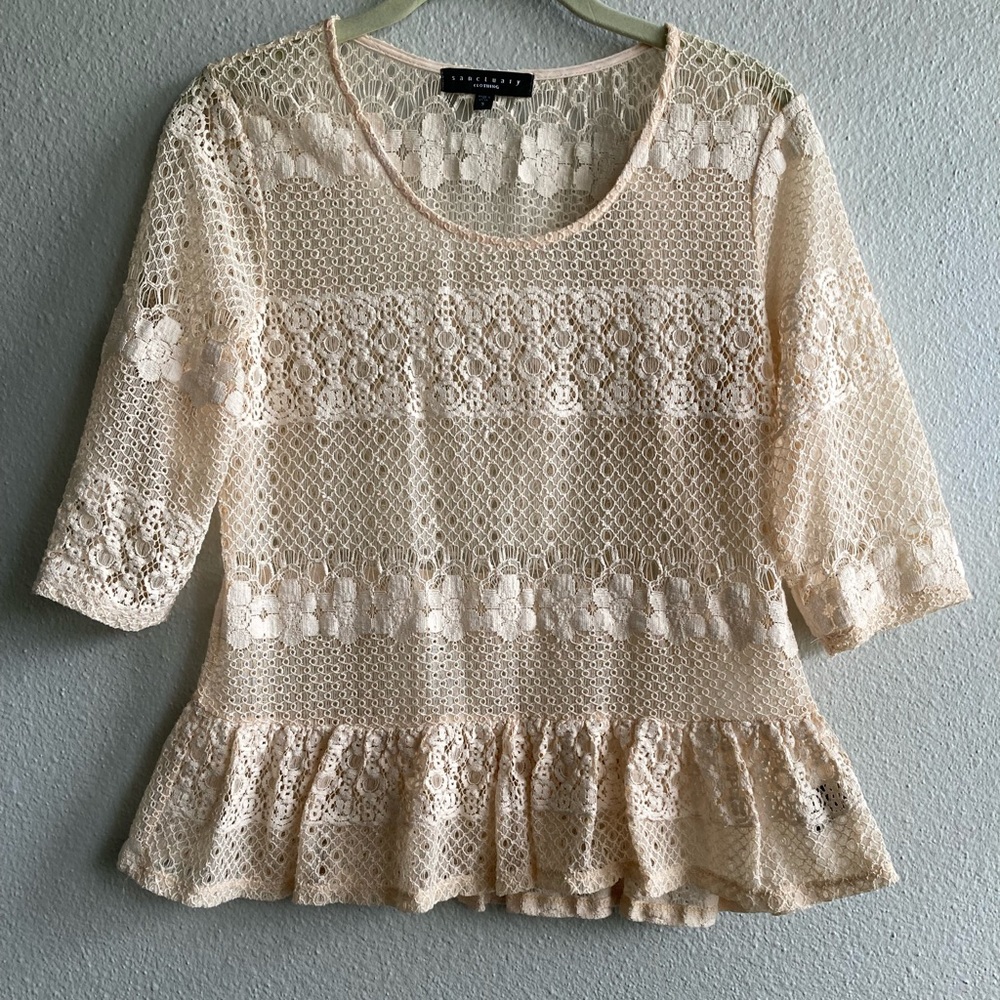 Sanctuary peplum lace top